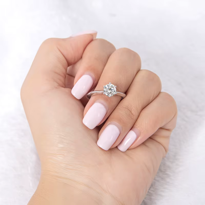 Moissanite Diamantring aus 925er Sterling Silber: Details und Qualität der Verarbeitung – Bild 3